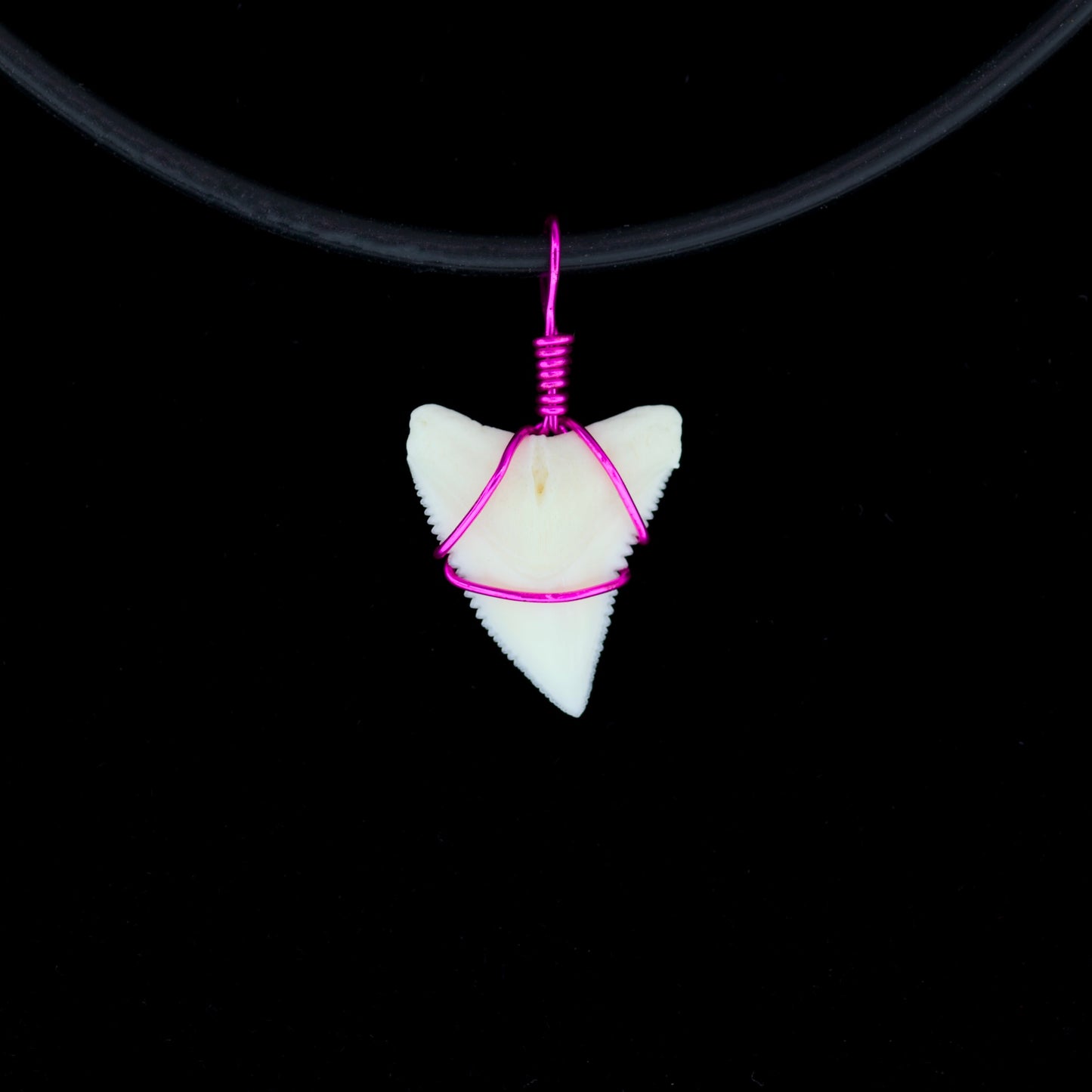 5/8" Modern Bull Shark Tooth Necklace – Color Wire-Wrap, Silicone Cord